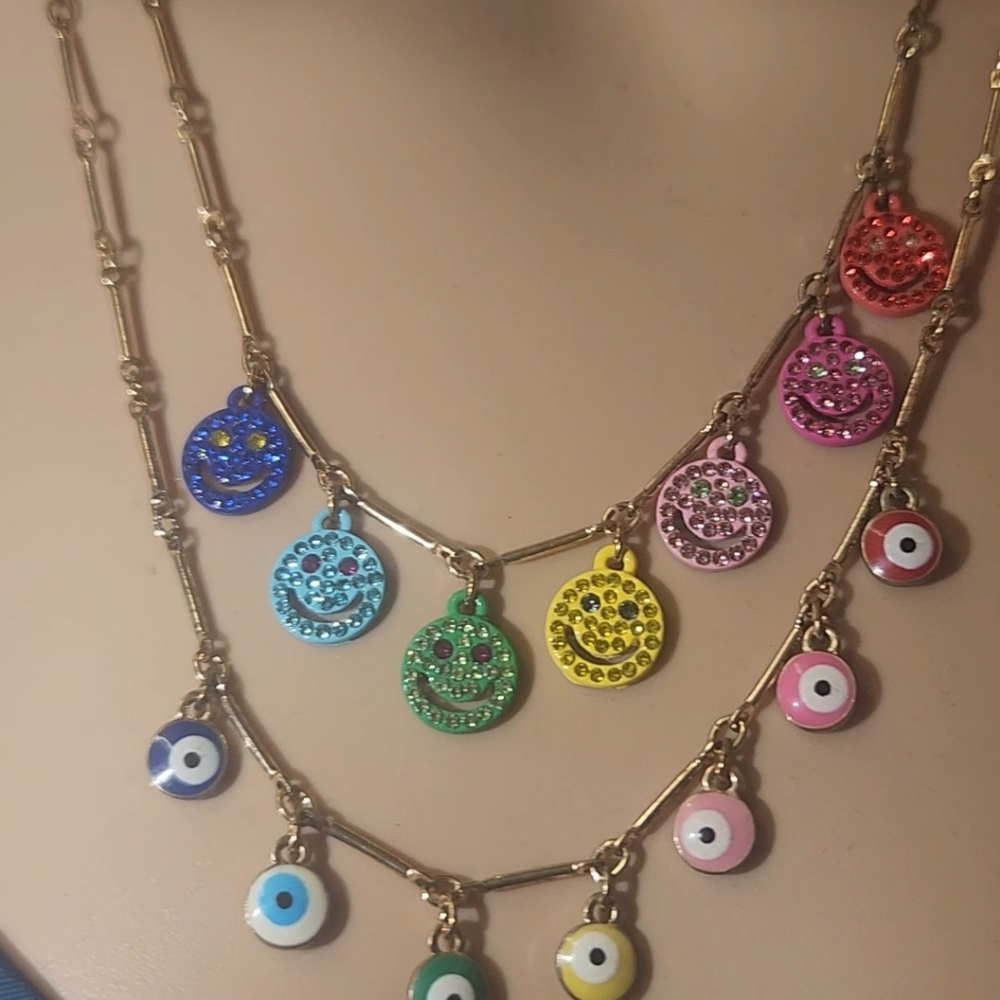 ✨ Title: NWT RARE Betsey Johnson "The Eyes Have It" Rainbow Layered Necklace ✨ - Picture 9 of 16